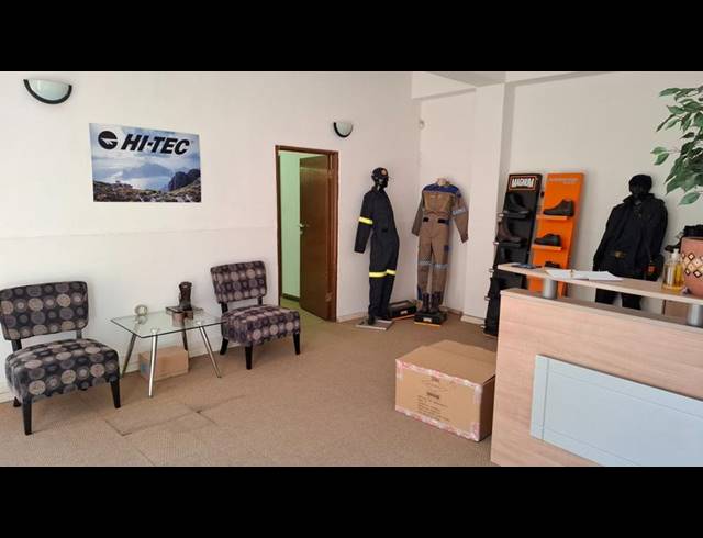 BUSINESS PROPERTY TO RENT IN GRAND CENTRAL